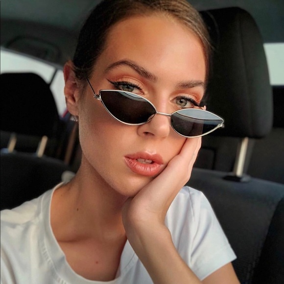 Retro Cat Sunglasses - Picture 6 of 6